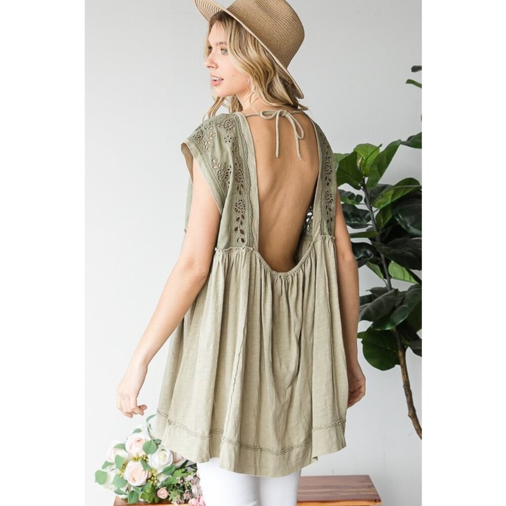 026 Oli & Hali Mineral Washed Embroidery Peplum Tunic Green Tea NEW Size Small